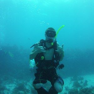 Meet your Posher, Adam